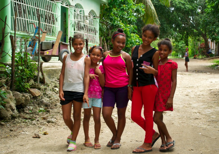 Students participating in AVE program